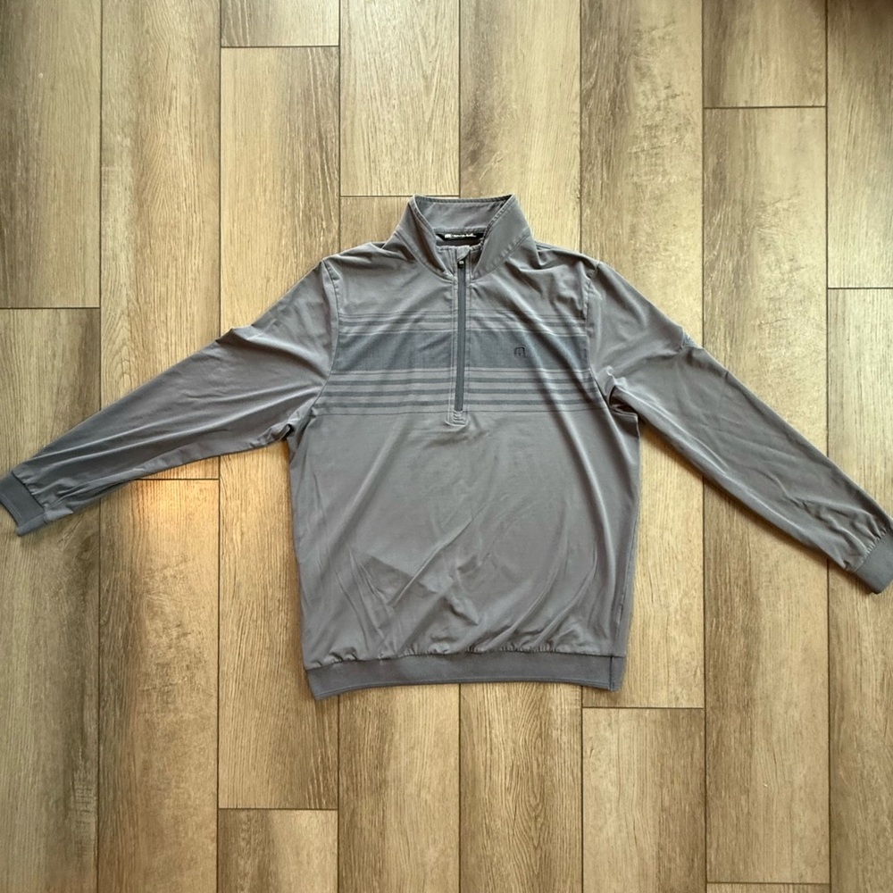 Travis Mathew Men’s Large Gray Zip Up Sweater